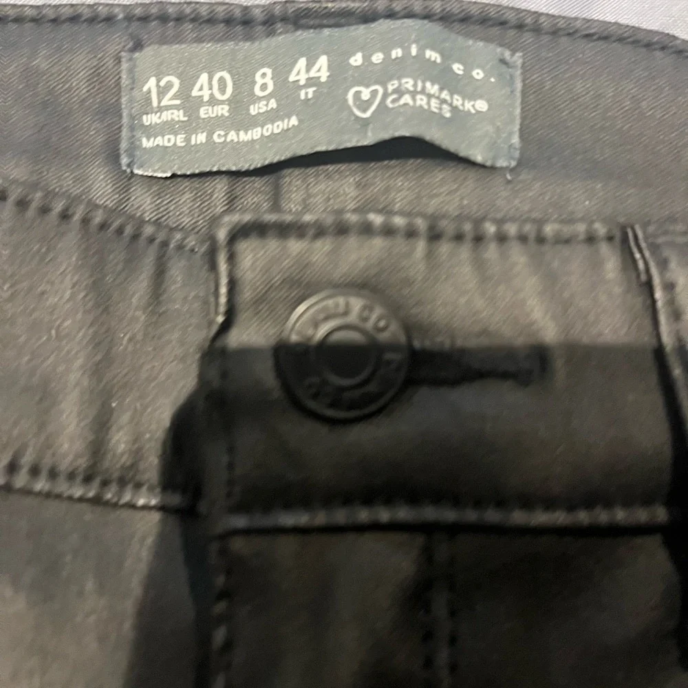 Women’s Primark Coated Skinny Jeans high waist - Picture 3 of 11